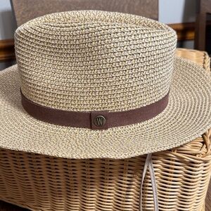 Wallaroo Hat Company Woven Straw Hat with Brown Band NWOT